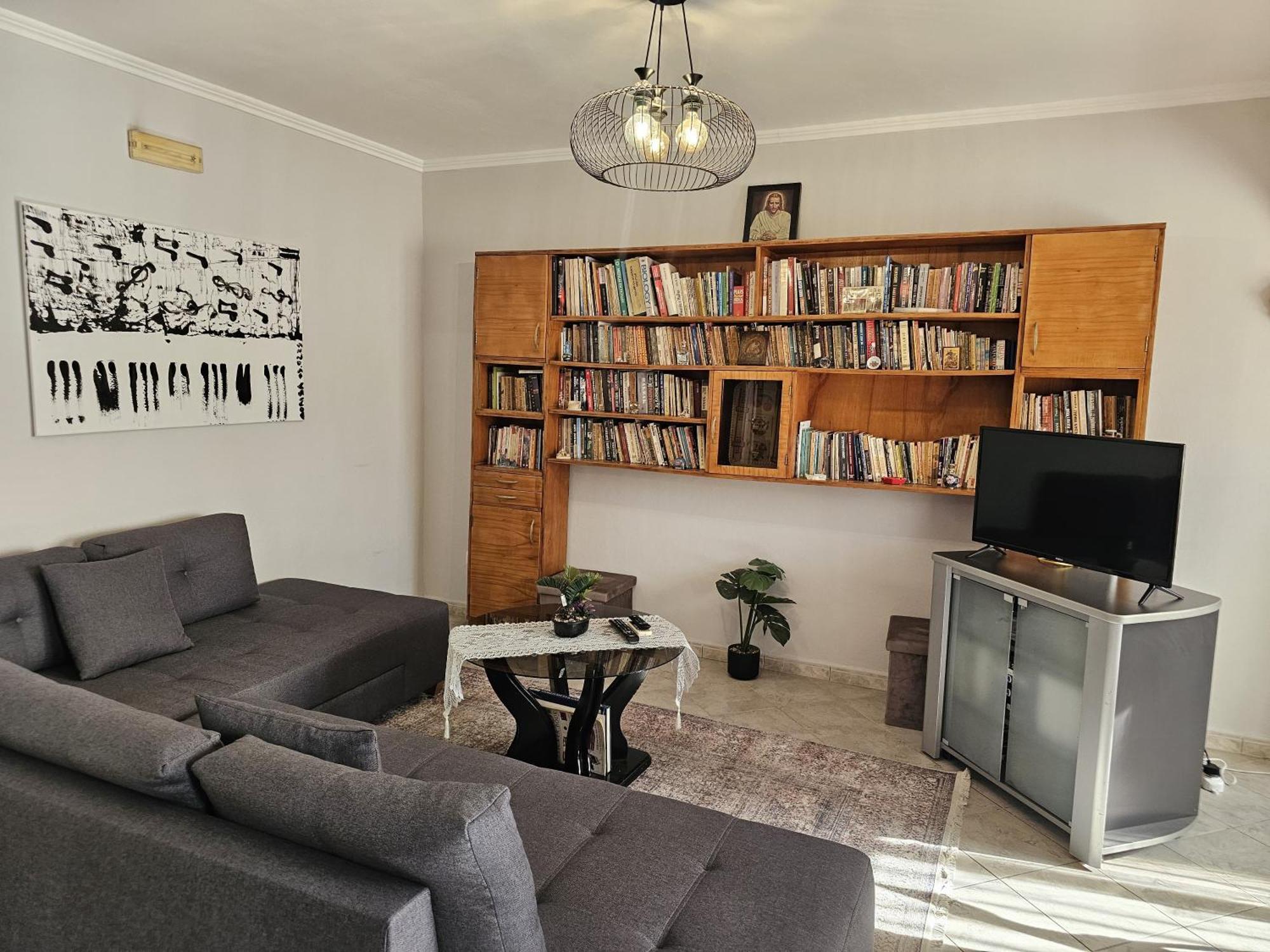 Library Apartment By Bohem Rentals Durrës Zewnętrze zdjęcie