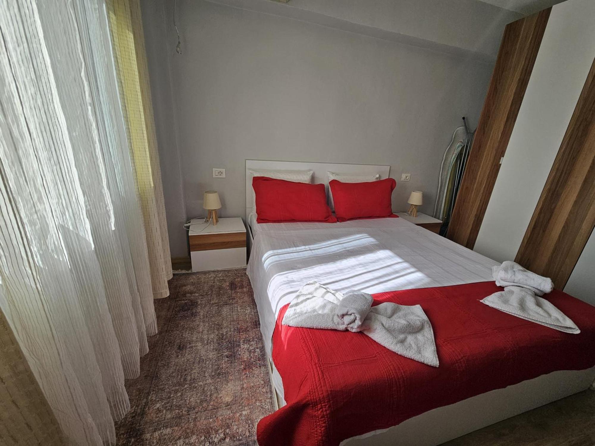 Library Apartment By Bohem Rentals Durrës Zewnętrze zdjęcie